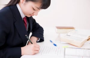 学校の授業と塾の授業の違いとは？